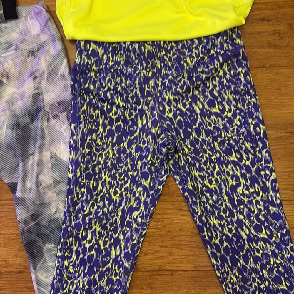 Girls Athleisure bundle: 3 tops and 3 leggings various brands large (10-12) - Picture 6 of 7